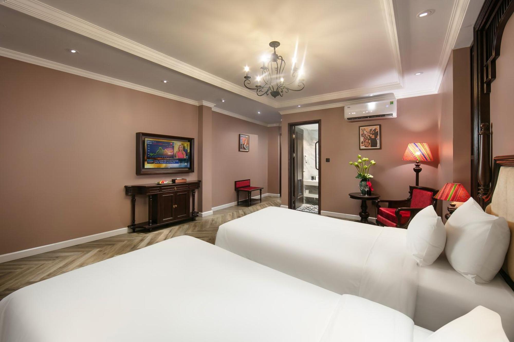 Acoustic Premium Hotel & Spa Hanoi Exterior photo